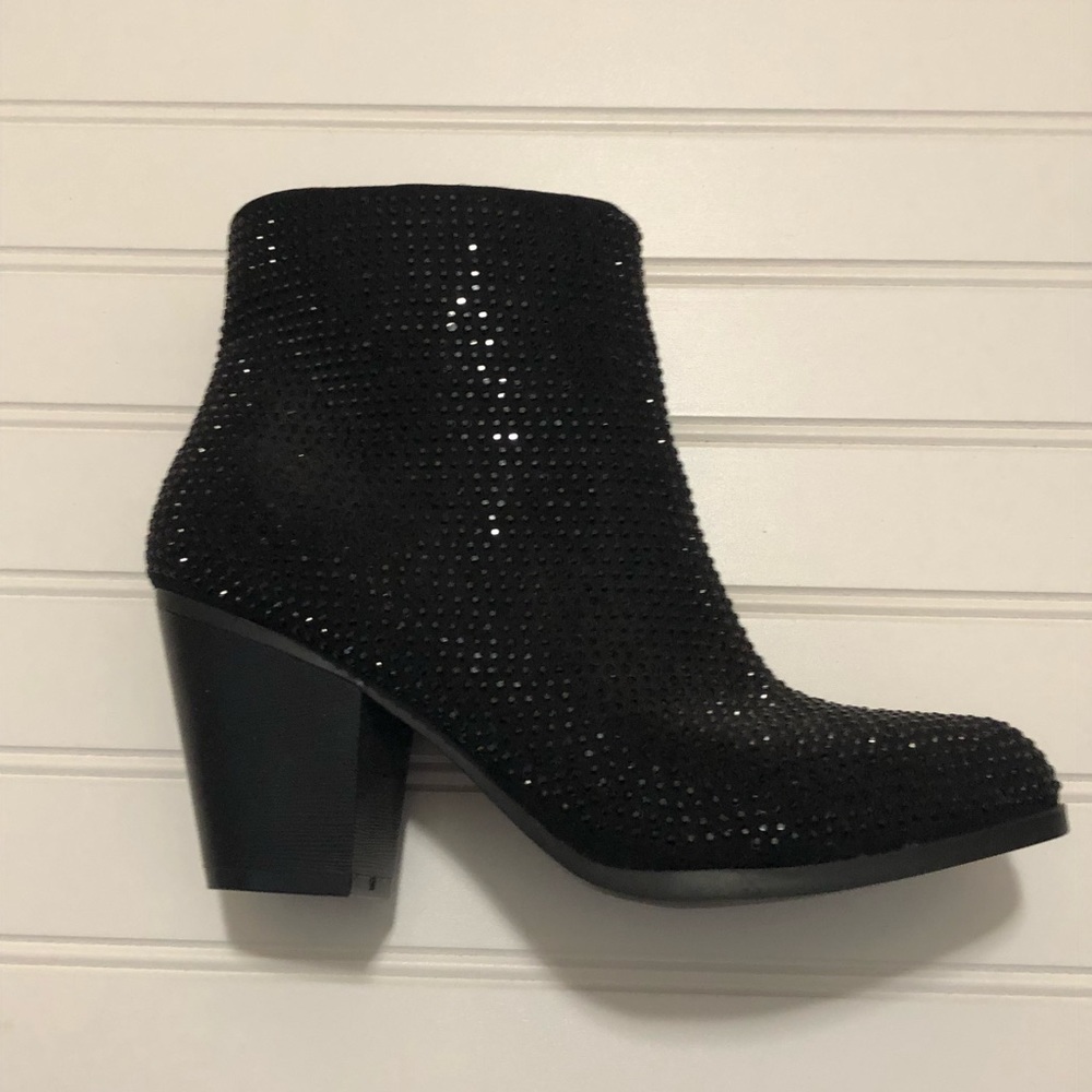 NEW Juicy Couture Booties Boots Black  Size 7